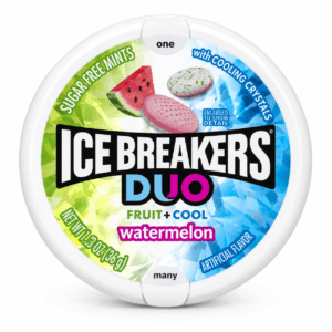ICE BREAKERS DUO Watermelon 36 g, зелено-синя кръгла кутия на бял фон